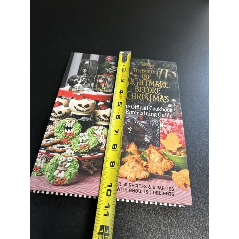 Disney The Nightmare Before Christmas The Official Cookbook & Entertaining Guide